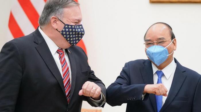 US Secretary of State pays official visit to Vietnam