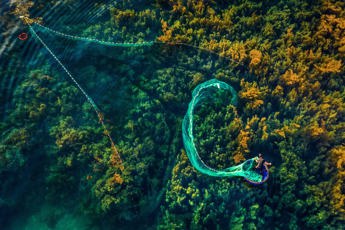 Photos from Vietnam Art Photo Contest 2020 displayed in Hanoi