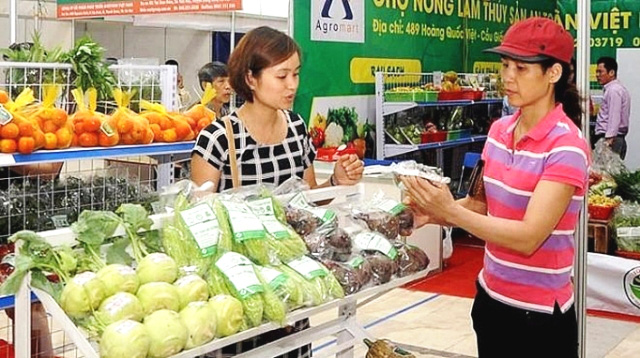 Hanoi to promote OCOP products to AEON supermarkets