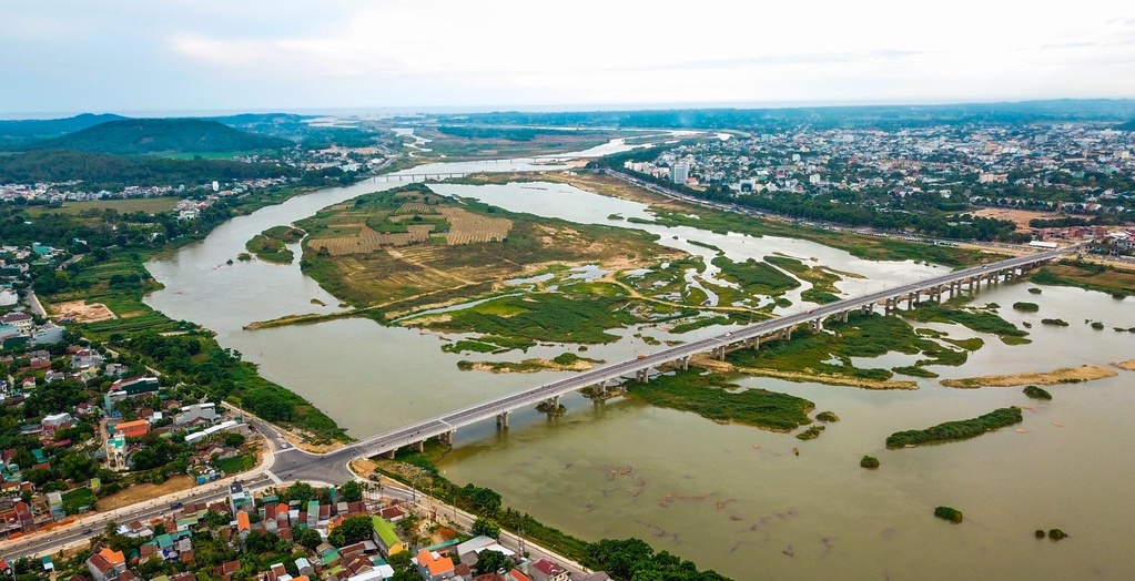 Building Quang Ngai into developed province in central region