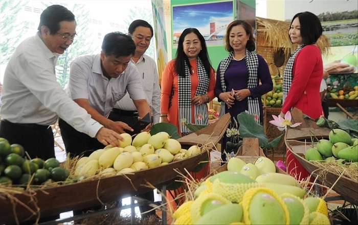 Fruit and vegetable exports reach nearly US 2 72 billion in ten months