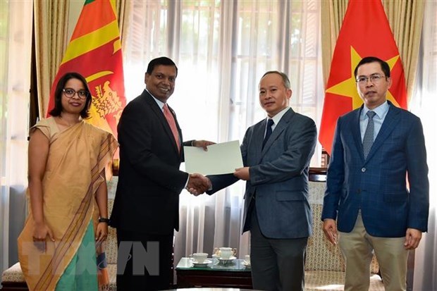 Sri Lanka supports flood-hit victims in central region