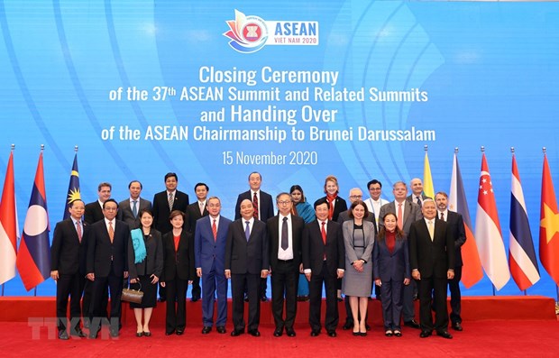 37th ASEAN Summit and Related Summits wrap up successfully