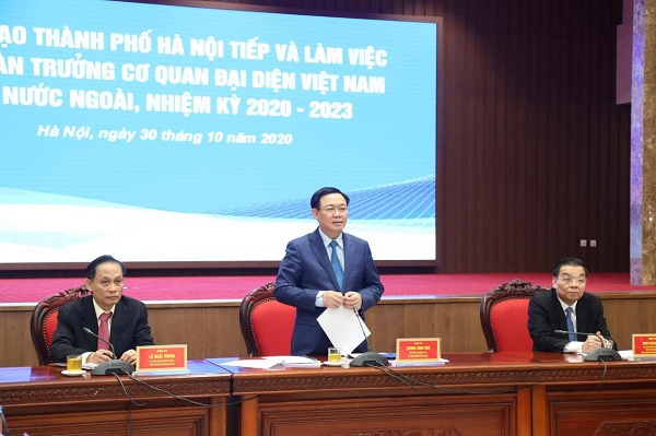 Strengthening diplomatic support and coordination with Hanoi