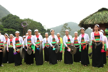 Lao artistic troupe to participate in Muong ethnic festival