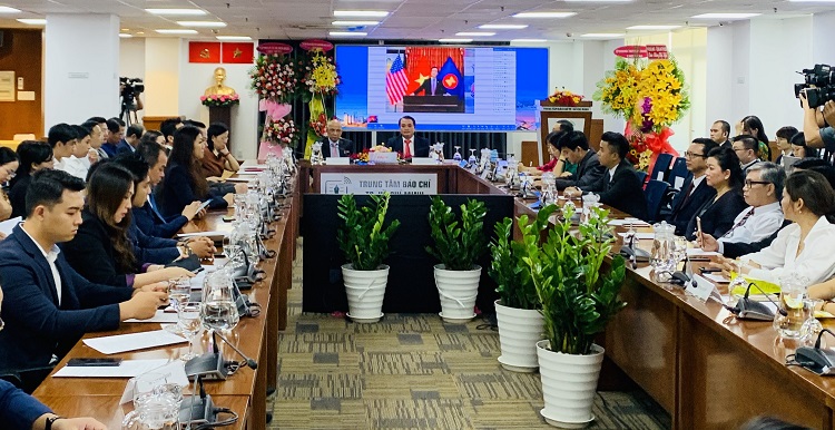 Overseas Vietnamese entrepreneurs help promote exports to US