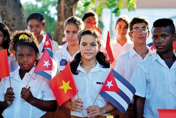 Greetings on 60th anniversary of Vietnam-Cuba diplomatic ties
