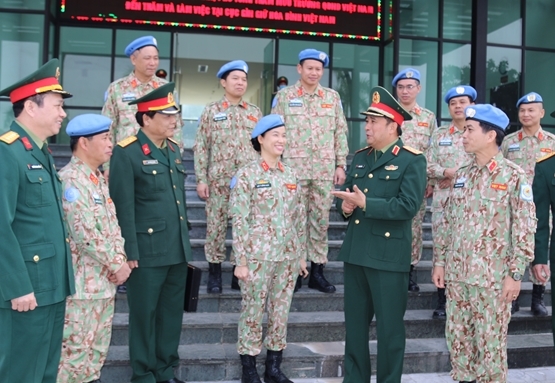 UN suggests Vietnam develop COVID-19 testing center