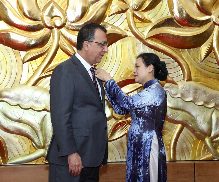 Chilean Ambassador presented peace and friendship insignia