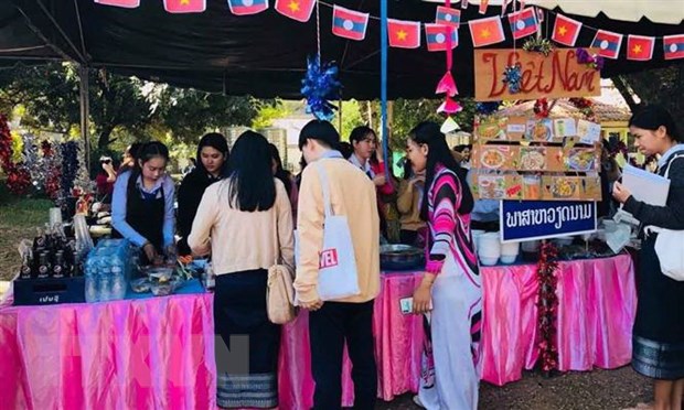 Vietnamese traditional cuisine introduced at multinational culinary festival in Laos