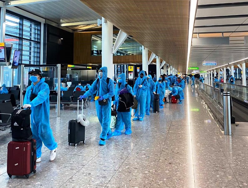Nearly 280 Vietnamese citizens brought home from Europe