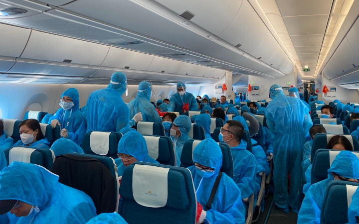 Pacific Airlines brings home over 340 Vietnamese citizens from Taiwan China