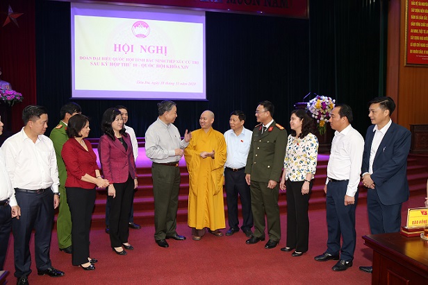 Minister To Lam meets voters in Bac Ninh province