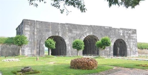 More new artifacts on heritage architecture of Ho Dynasty Citadel