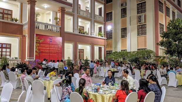Warm community Tet of Vietnamese origin people in Cambodia