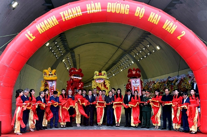 Hai Van 2 Road Tunnel opens to traffic