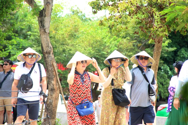 Tighter COVID-19 prevention measures needed in tourism activities