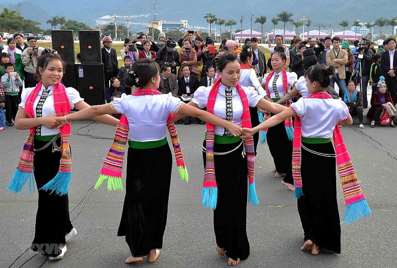 Preserving, restoring and promoting ethnic minorities’ songs, dances and music