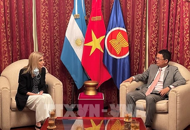 Argentine national news agency wishes to boost cooperation with VNA