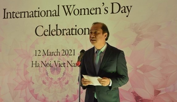 Foreign ministry hosts gathering for female diplomats