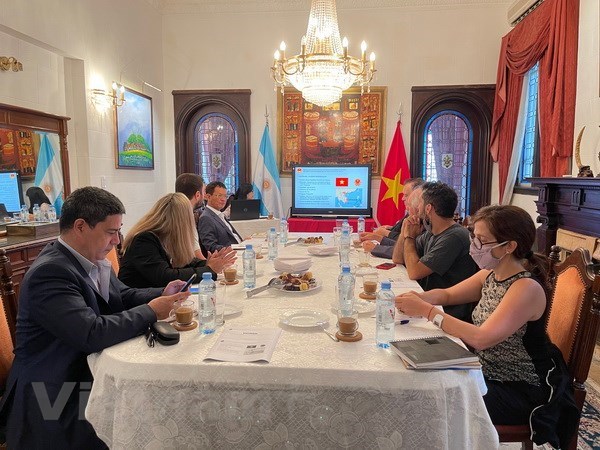 Argentinean press updated on Vietnam s political situation, socio-economic affairs