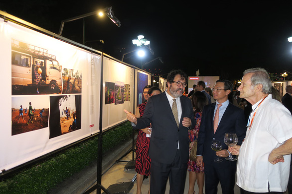 World press photo contest winning images exhibited in Ho Chi Minh City