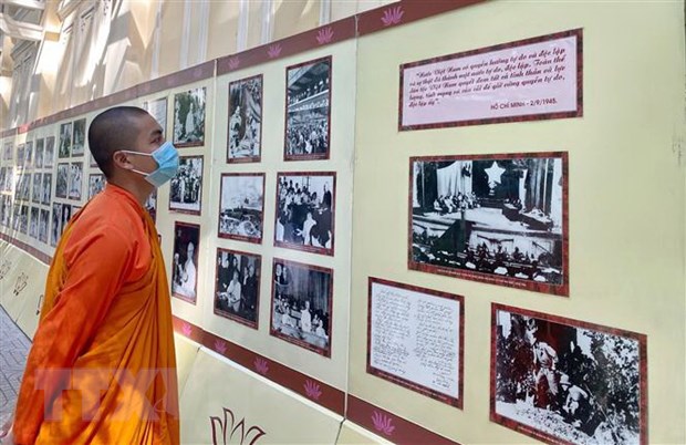 Exhibition on President Ho Chi Minh’s revolutionary career displayed in HCMC