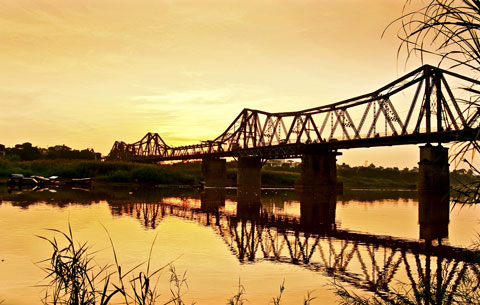Funding for maintenance of Long Bien Bridge to be prioritised