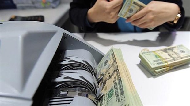 Vietnamese abroad send home over 17 billion USD in remittances in 2020