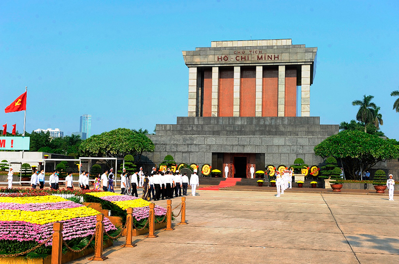 Over 60 million visitors pay tribute to President Ho Chi Minh