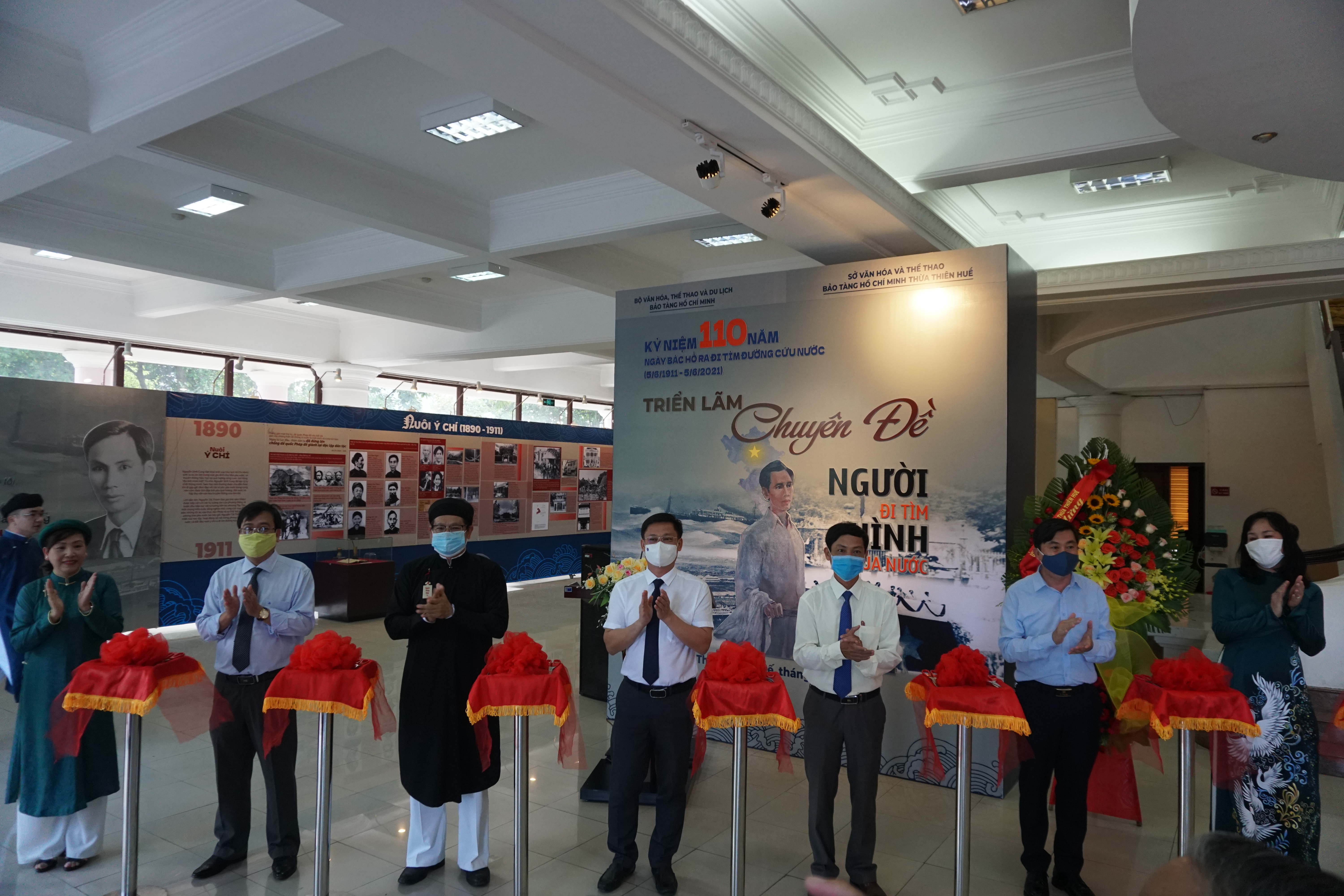 Exhibition on President Ho Chi Minh opens in central Thua-Thien Hue province
