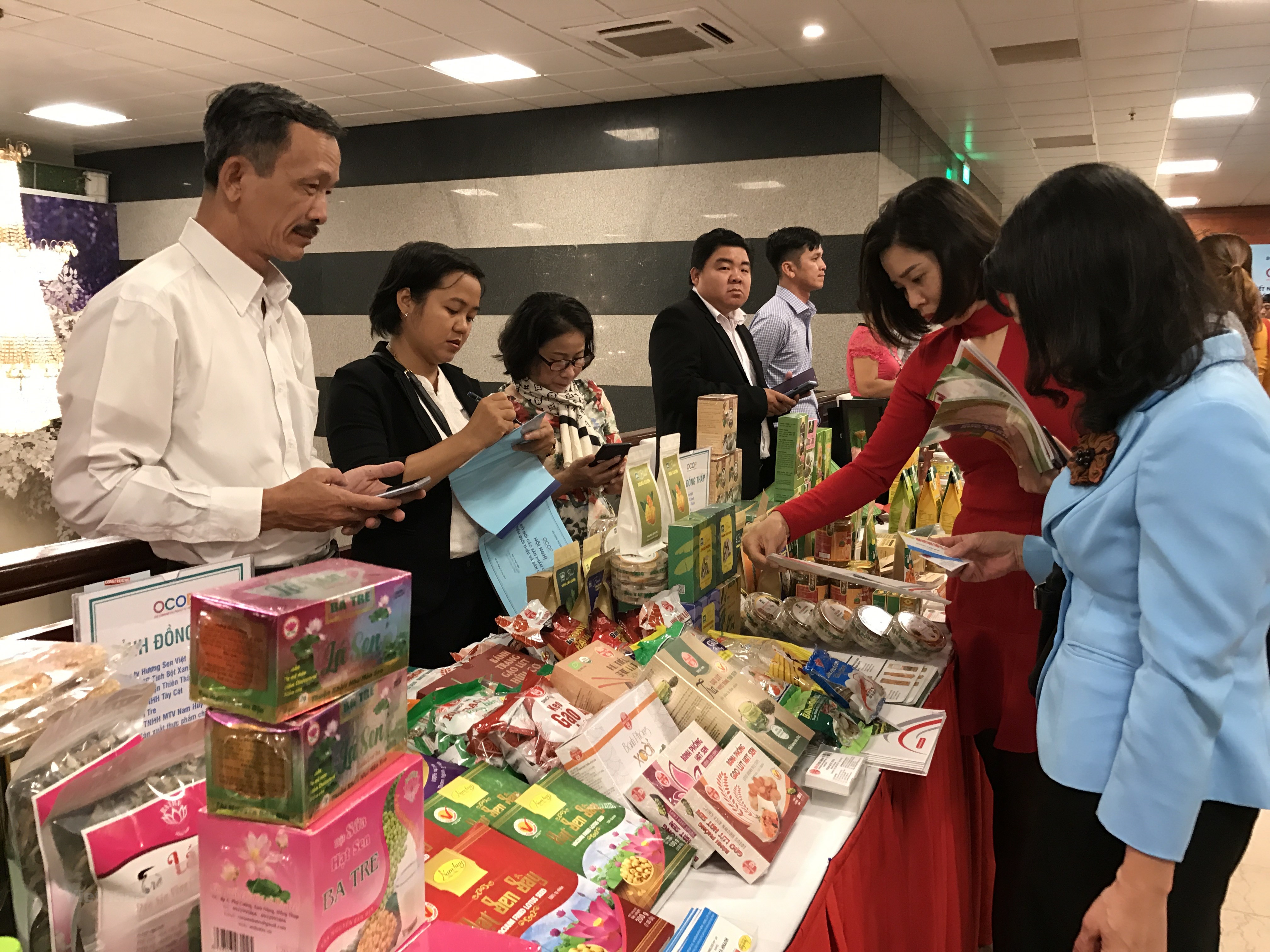 Hanoi recognizes over 1,000 OCOP products in 2019-2020