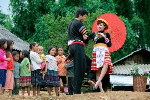 Social customs and beliefs of Phong Luu Khau Vai Market recognised as national intangible cultural heritage