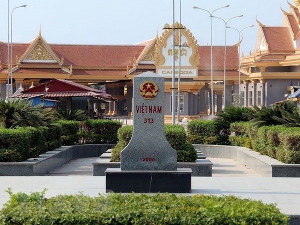 Vietnam, Cambodia discuss land border issues