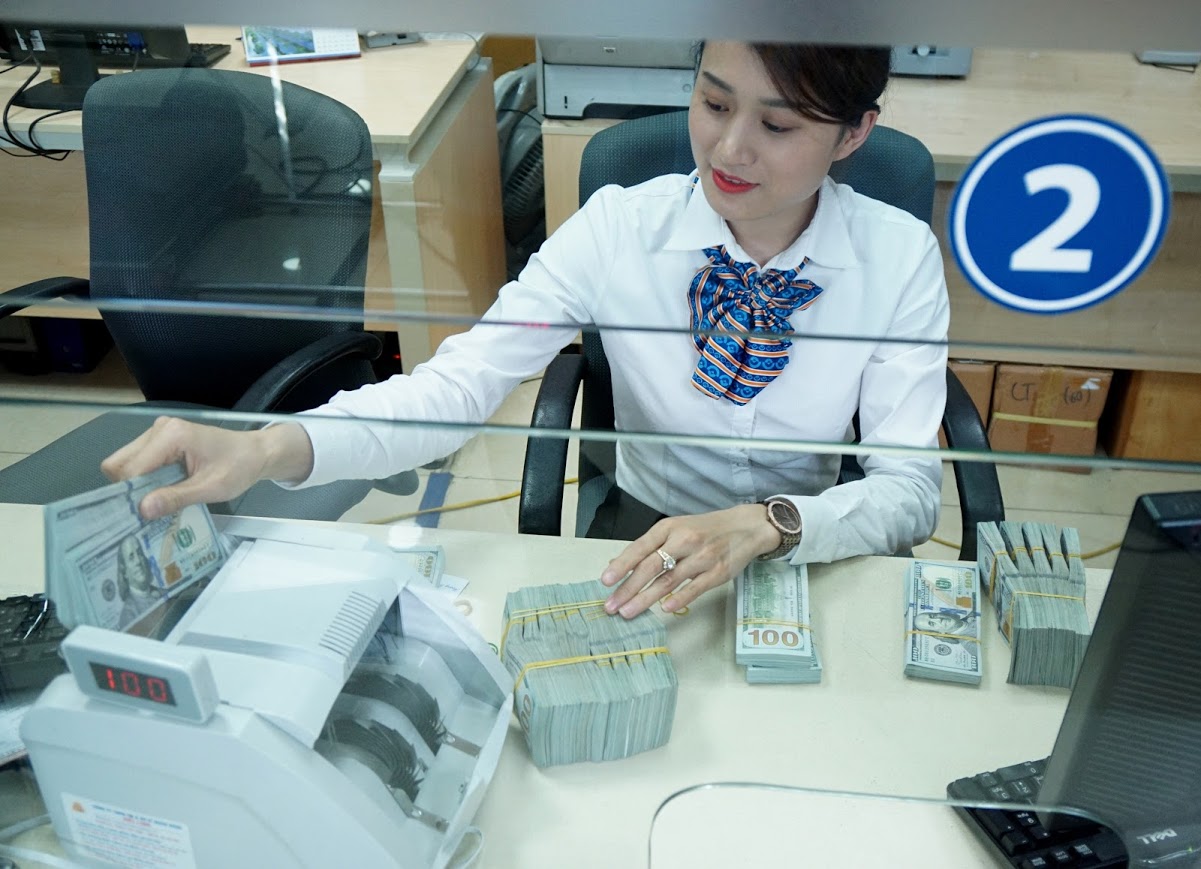 Remittances to Ho Chi Minh city increase despite COVID-19