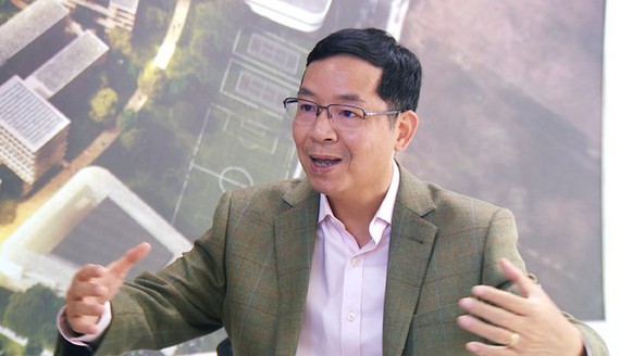 8 experts give advices to Chairman of Ho Chi Minh city on COVID-19 prevention and economic recovery