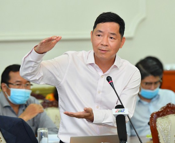 Ho Chi Minh city sets up policy advisory group on epidemic prevention and economic recovery