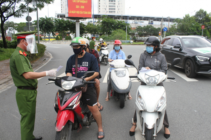 HCM City to tighten social distancing measure for COVID-19 prevention and control on August 23