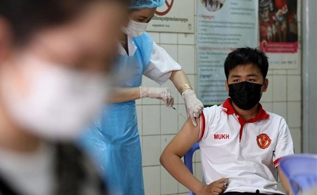 Cambodia begins vaccinations for children aged 12-17