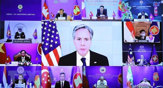 Malaysian Foreign Minister urges ensuring peace, stability in East Sea