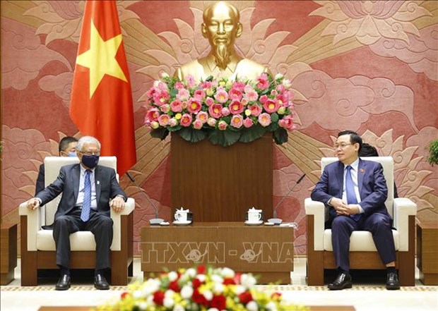 Top legislator hosts outgoing UN Resident Coordinator