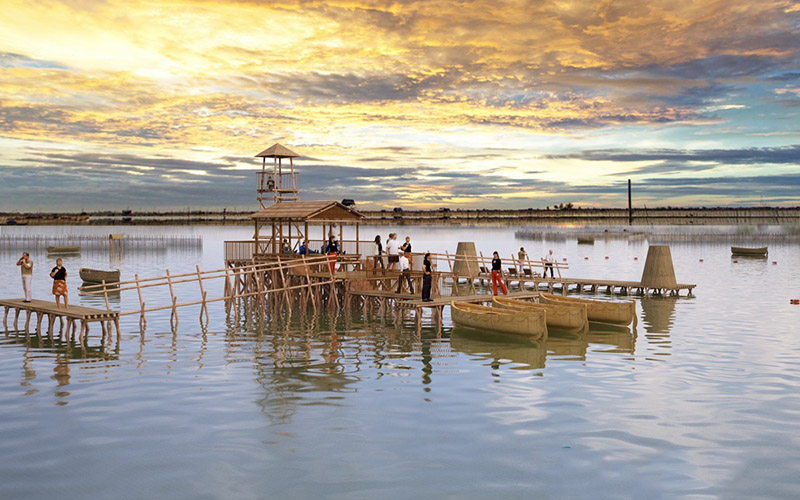 Thua Thien - Hue pilots night economic development in Con Toc