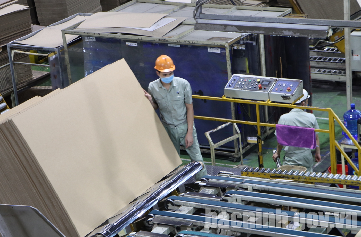 Bac Ninh strives to implement solutions for business environment improvement