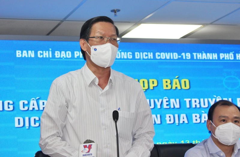 HCM City continues social distancing until Sept 30