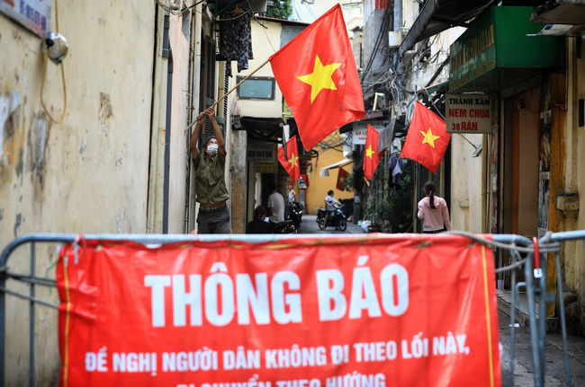 Intensifying COVID-19 control measures during Vietnamese National Day holiday