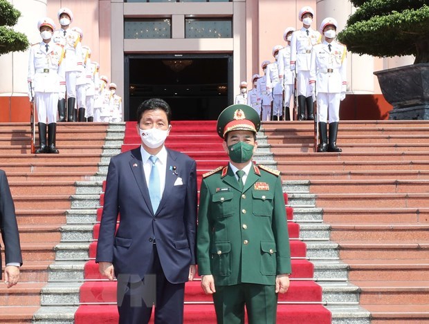 Japanese Defence Minister visiting Vietnam