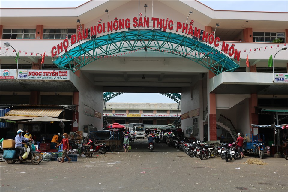 Southern hub re-opens more gathering points to facilitate goods supply