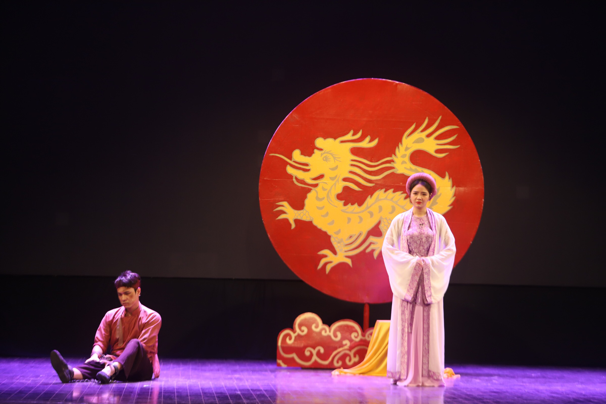 Famous plays performed in Hanoi from October 21 to 27