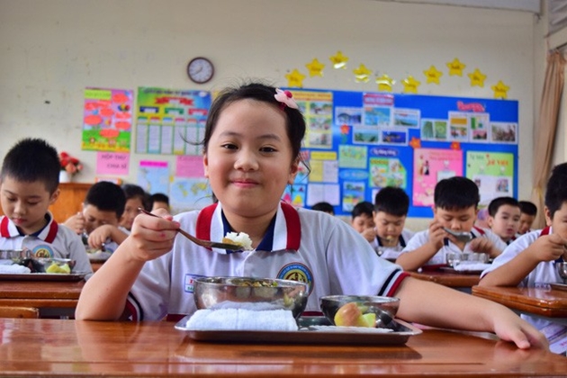 Deputy Prime Minister Vu Duc Dam approves school healthcare programme for 2021-2025 period