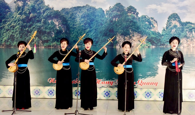 Exhibition highlights Vietnamese people’s fighting spirit and sacrifie